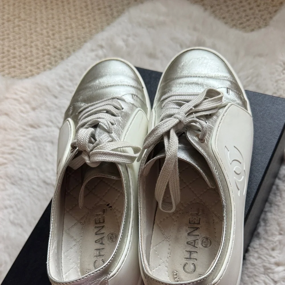 !! SOLD!! Chanel Metallic Silver Sneakers for Women - Picture 8 of 11